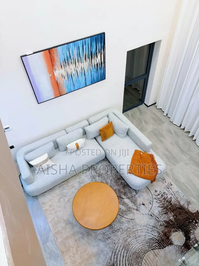 Furnished 1bdrm Apartment in Oyster Bay for rent in Oyster Bay