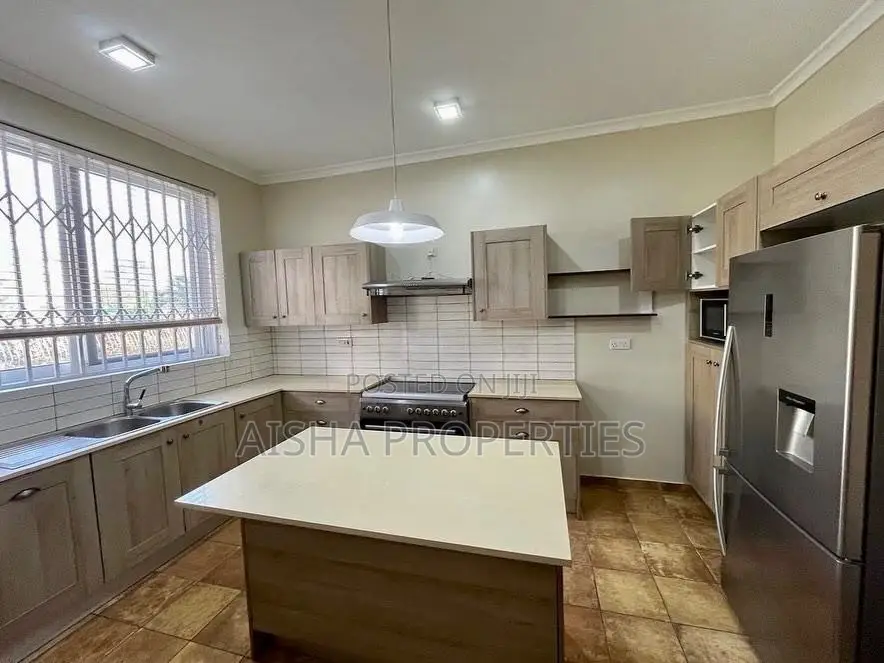 Furnished 4bdrm Villa in Oyster Bay for rent in Oyster Bay