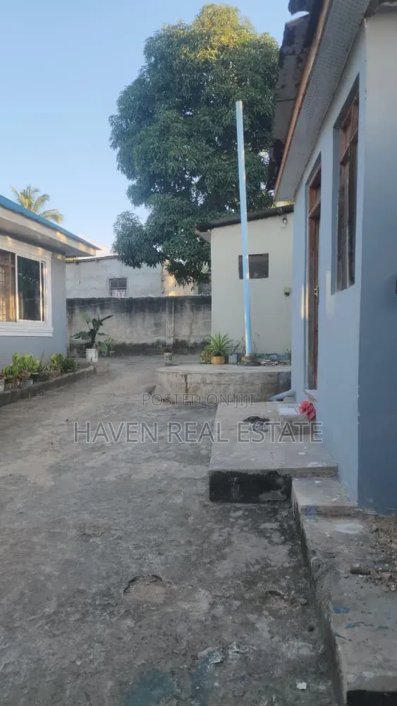 3bdrm House in Goba for sale in Goba