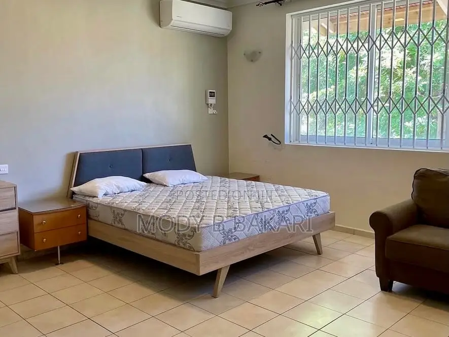 Furnished 4bdrm Villa in Oyster Bay for rent in Oyster Bay