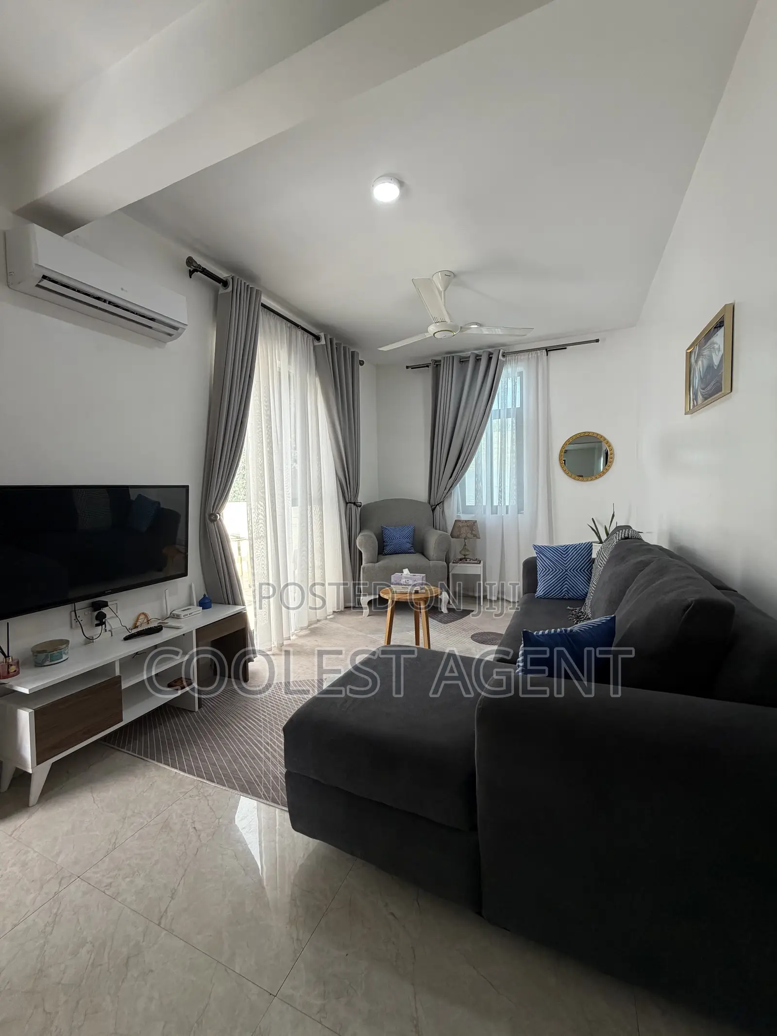 Furnished 2bdrm Apartment in Coolest Estate, Oyster Bay for rent in Oyster Bay
