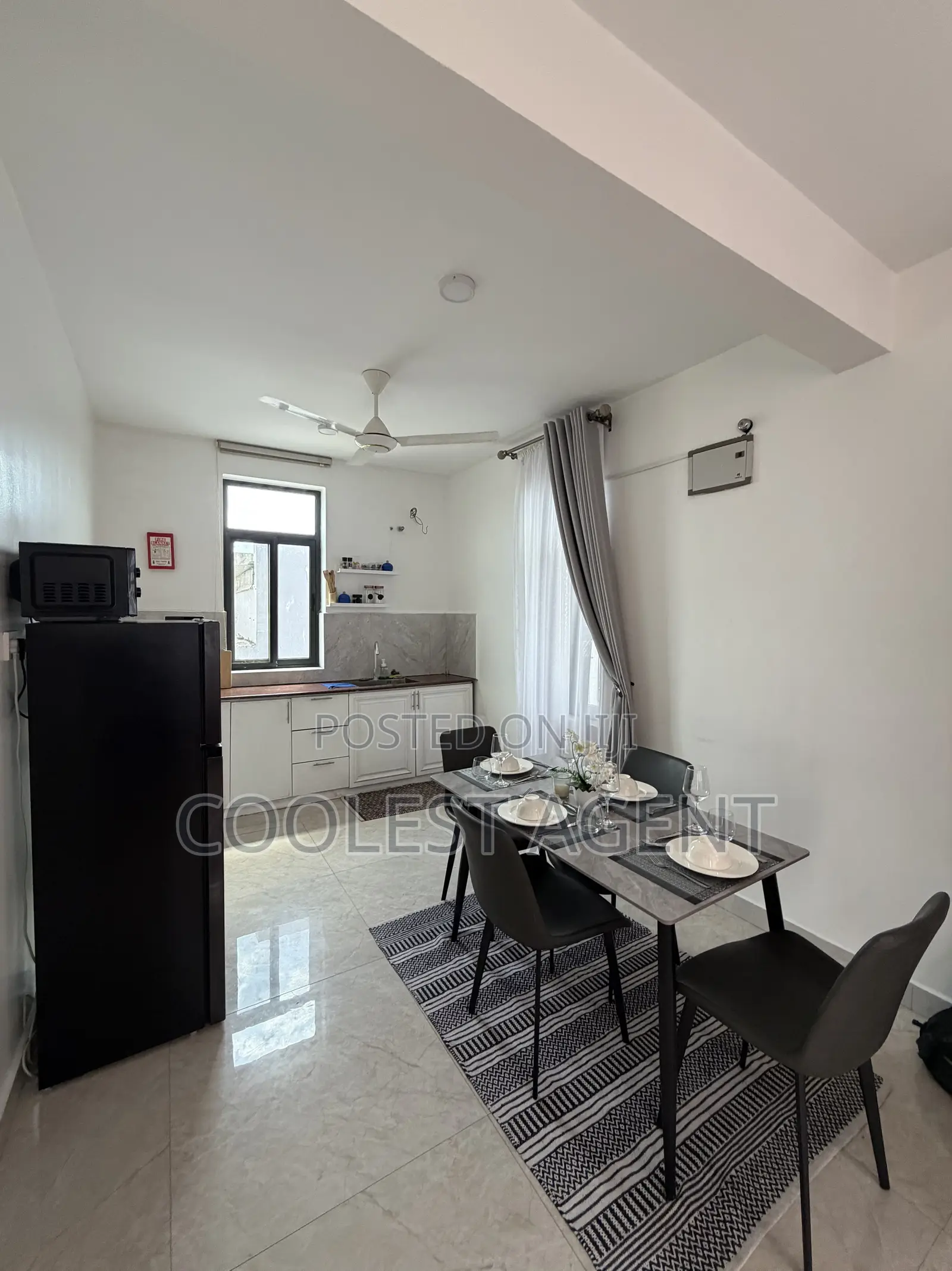 Furnished 2bdrm Apartment in Coolest Estate, Oyster Bay for rent in Oyster Bay