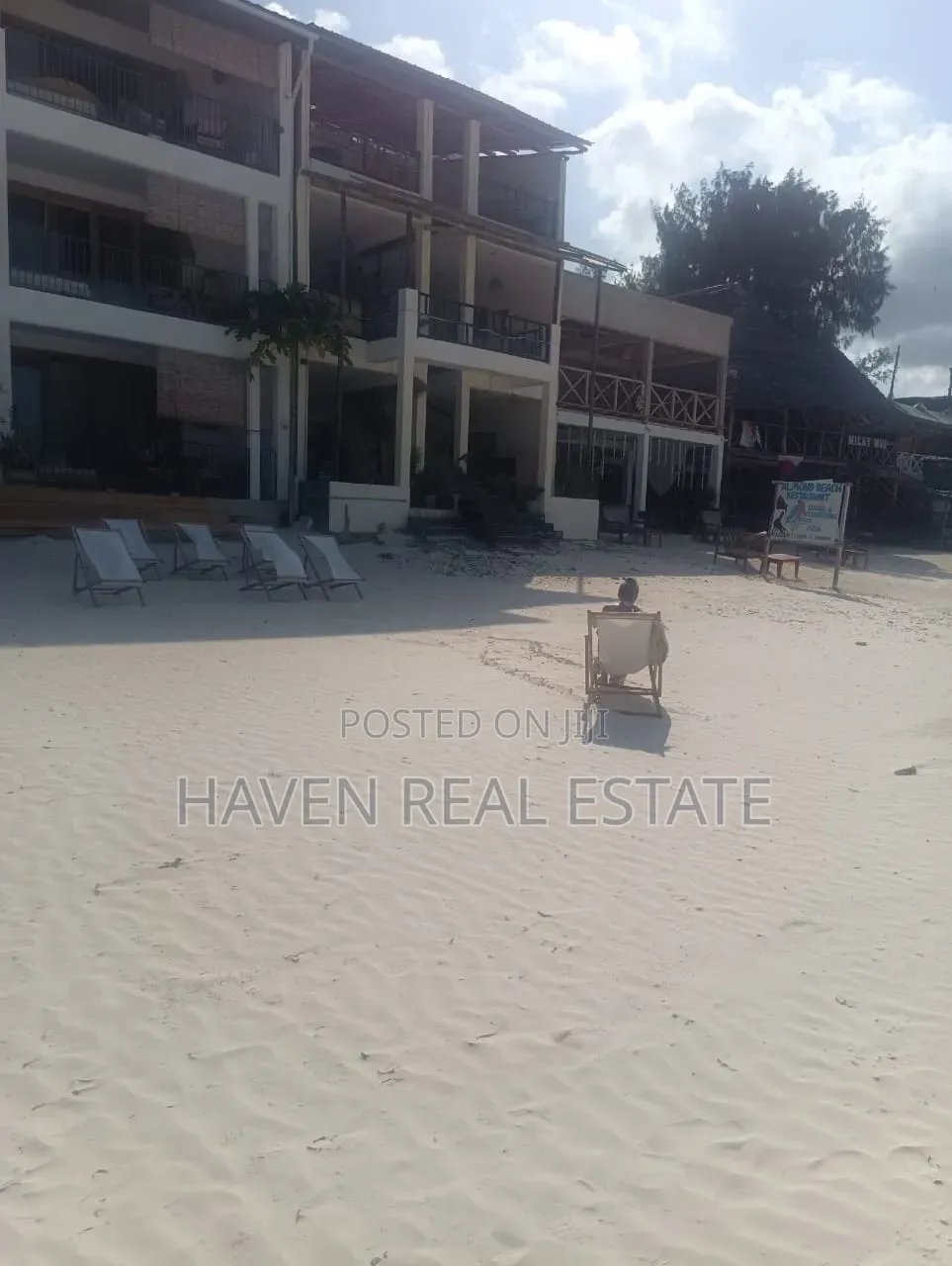 Beach Hotrl for Rent at Zanzibar in Kaskazini A