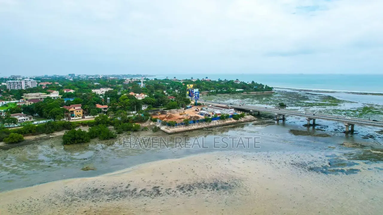 Beach Plot for Sale at Oyster Bay in Oyster Bay