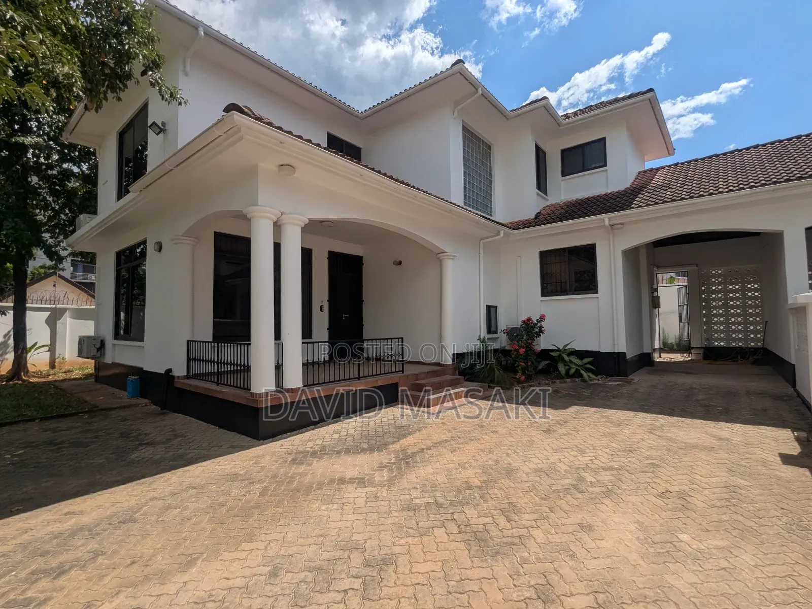 4bdrm Villa in Vilas I8, Masaki for rent in Masaki