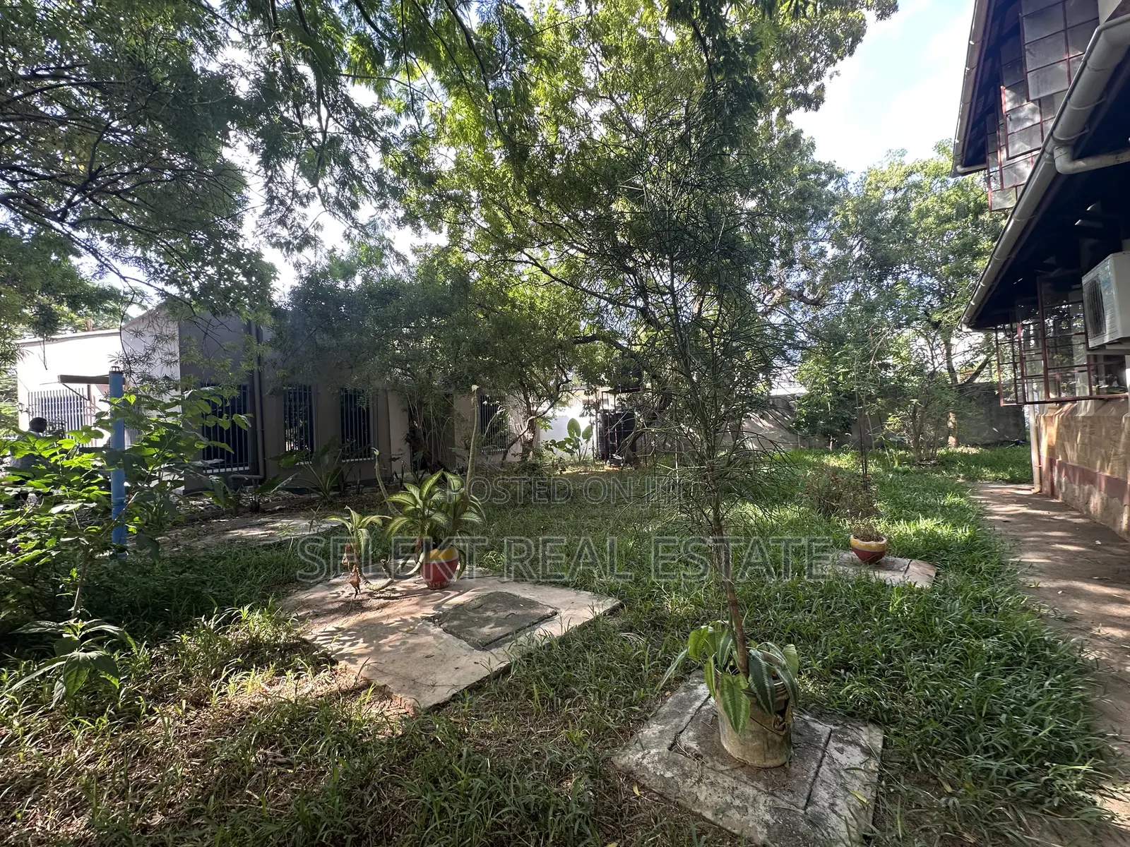 2bdrm House in Oyster Bay for rent in Oyster Bay