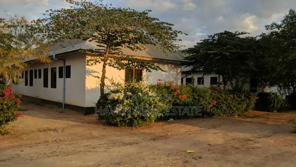 *Eneo La Ekari 3.7 Linauzwa Mbwanga-Mipango, Dodoma* in Tengeru