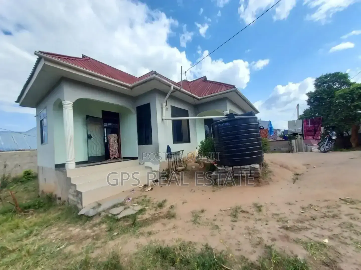 3bdrm House in Kwa Msuguri, Mbezi for sale in Mbezi