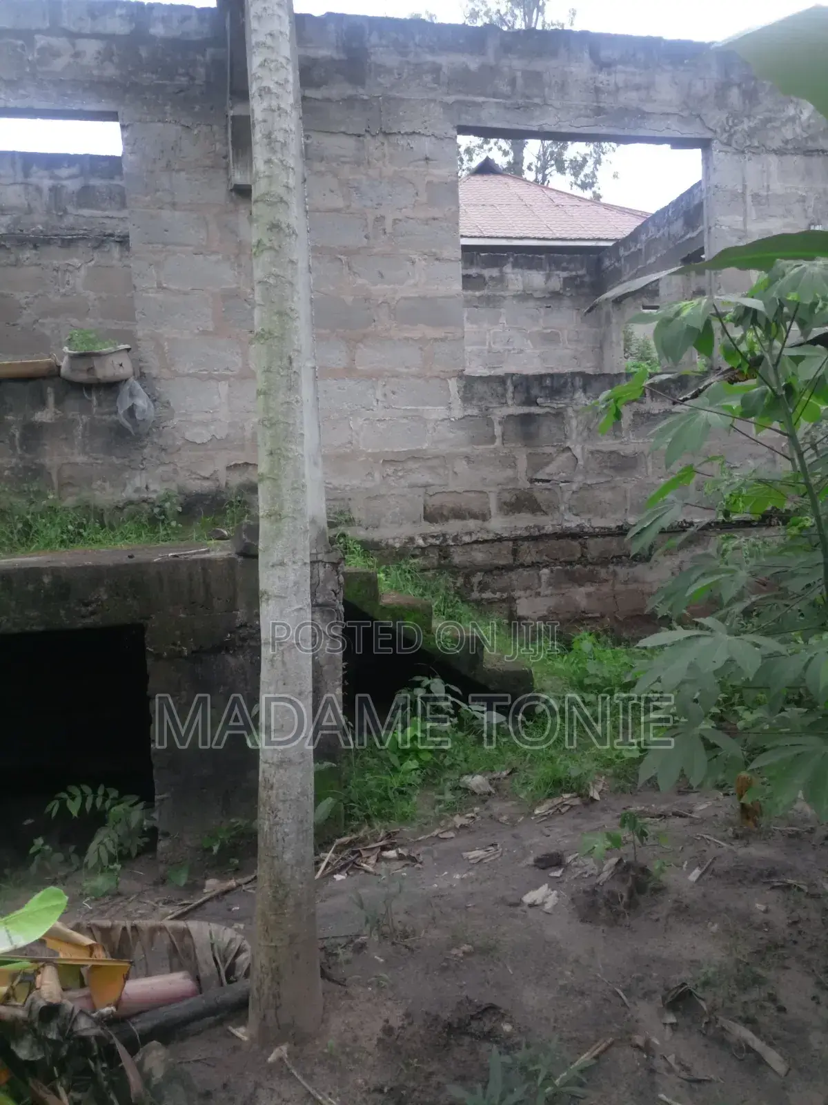 Boma Na Kiwanja Kikubwa Bei Miln 55 in Mbezi