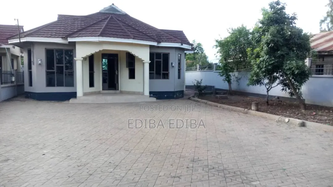 3bdrm House in Ediba Real Estate, Njiro for rent in Njiro