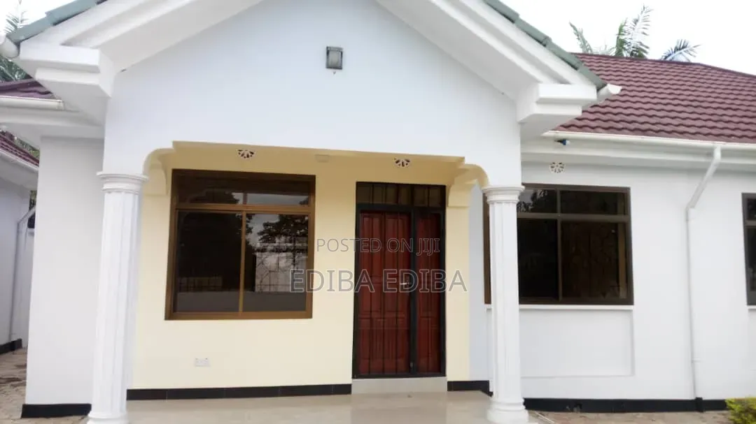 3bdrm House in Ediba Real Estate, Njiro for rent in Njiro