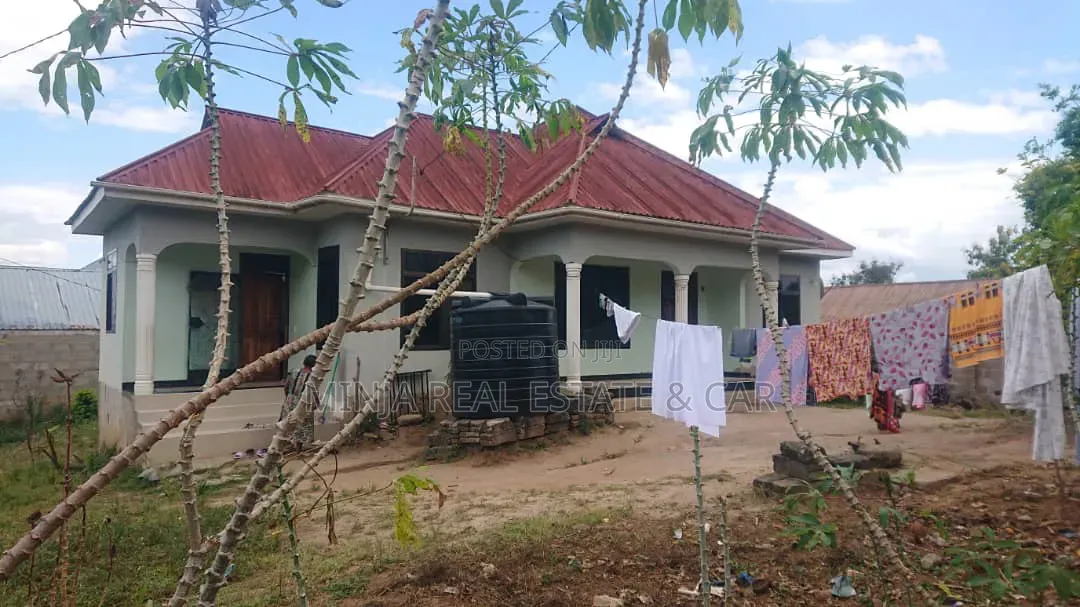 3bdrm House in Mbezi for sale in Mbezi