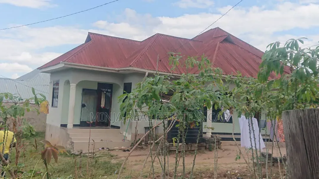 3bdrm House in Mbezi for sale in Mbezi