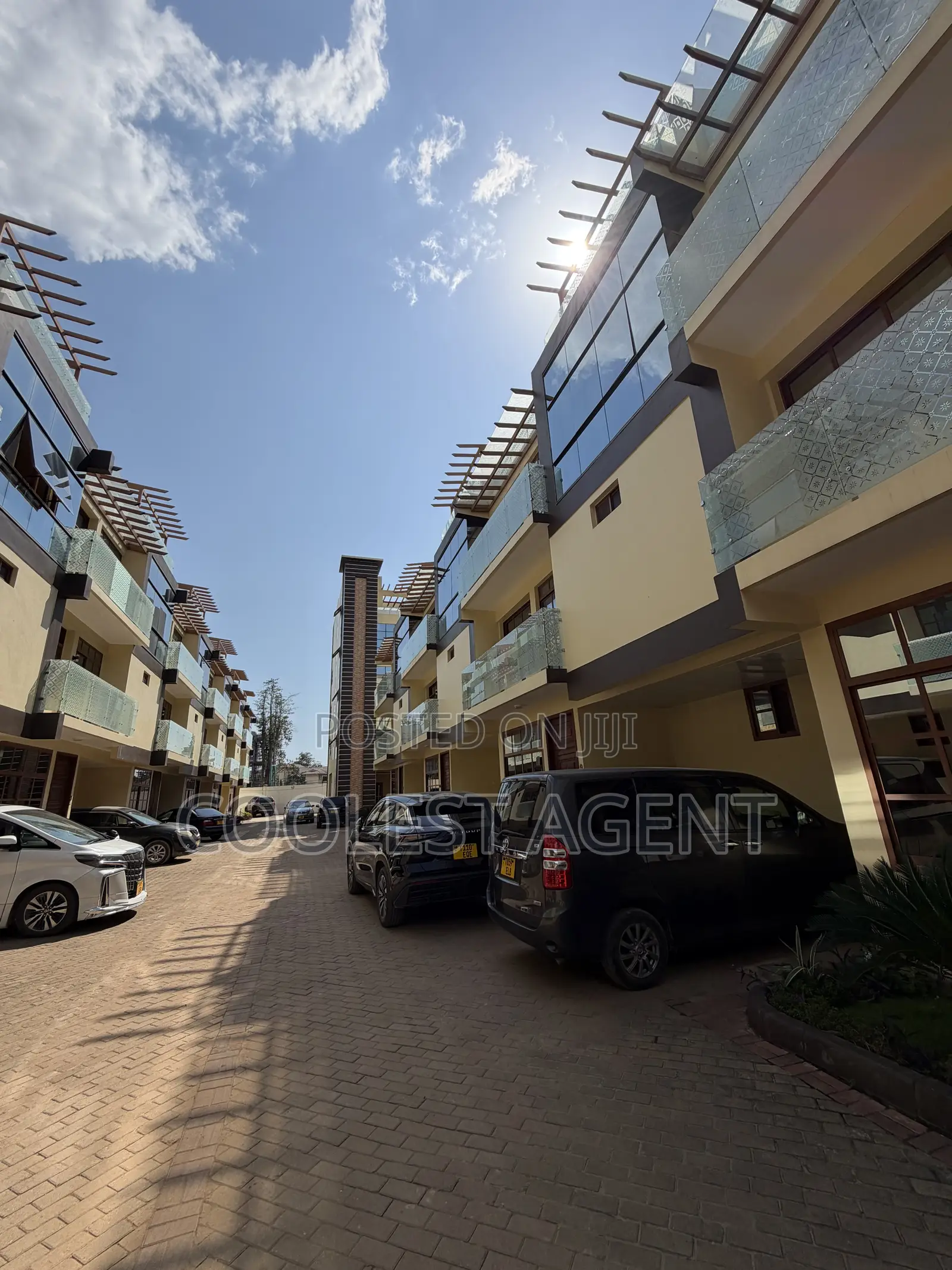 Furnished 3bdrm Villa in Coolest Estate for rent in Ada Estate