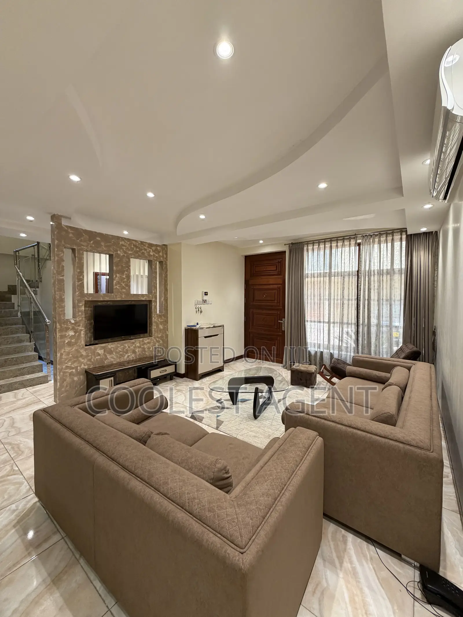 Furnished 3bdrm Villa in Coolest Estate for rent in Ada Estate