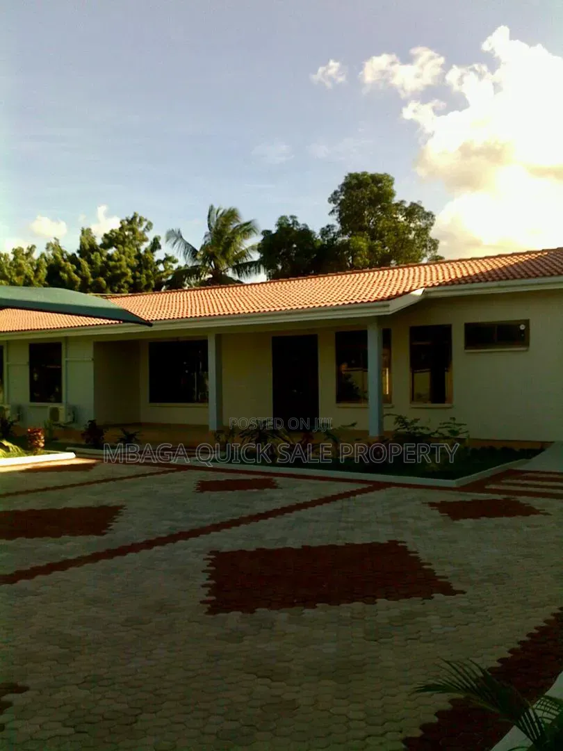 4bdrm House in Masaki, Kinondoni for rent in Kinondoni