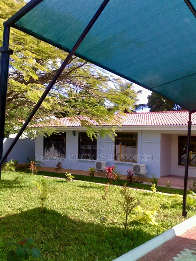 4bdrm House in Masaki, Kinondoni for rent in Kinondoni