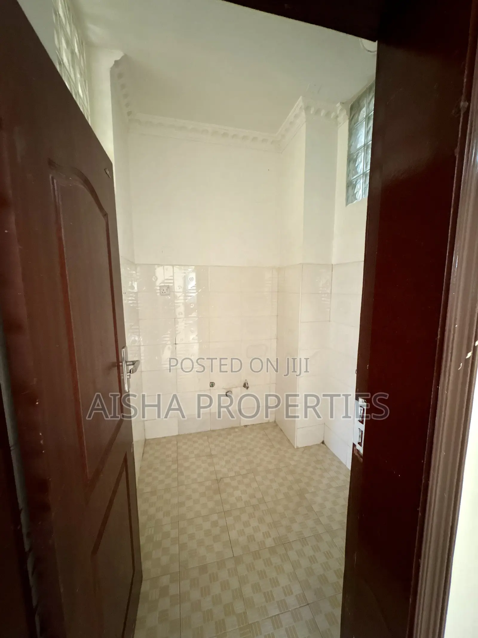 3bdrm Apartment in Oyster Bay for rent in Oyster Bay