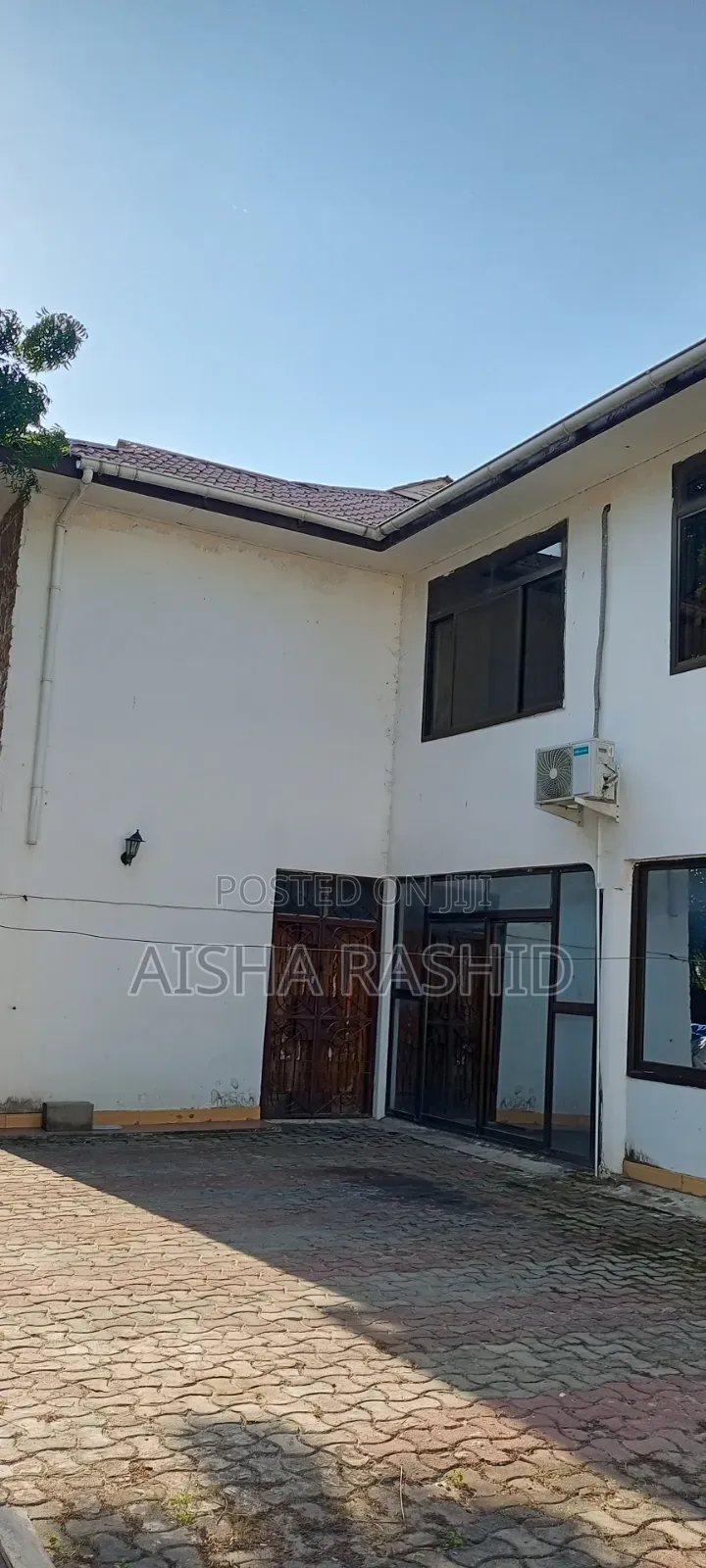 7bdrm House in Mikocheni for rent in Mikocheni