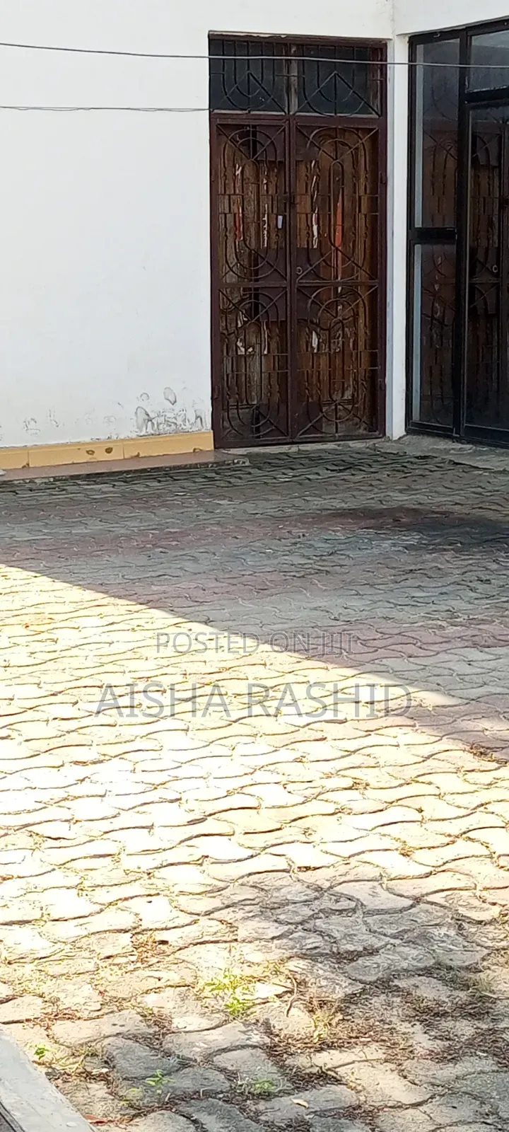 7bdrm House in Mikocheni for rent in Mikocheni