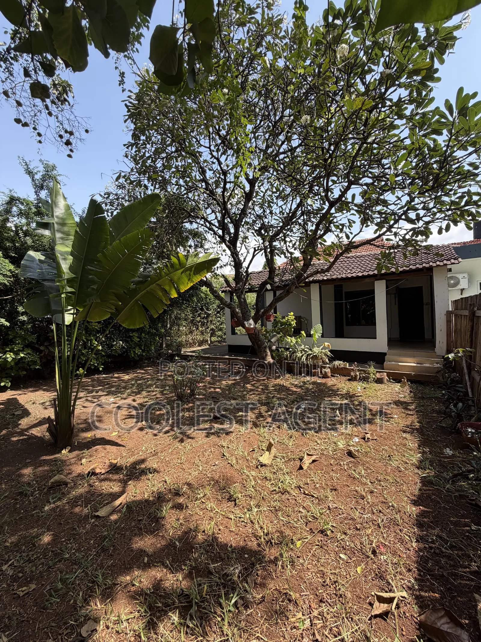2bdrm House in Coolest Estate, Masaki for rent in Masaki