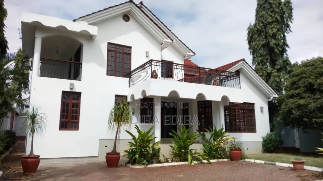 5bdrm House in Ediba Real Estate, Njiro for rent in Njiro