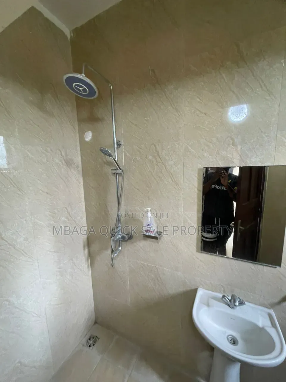 Furnished 4bdrm Apartment in Upanga West for rent in Upanga West