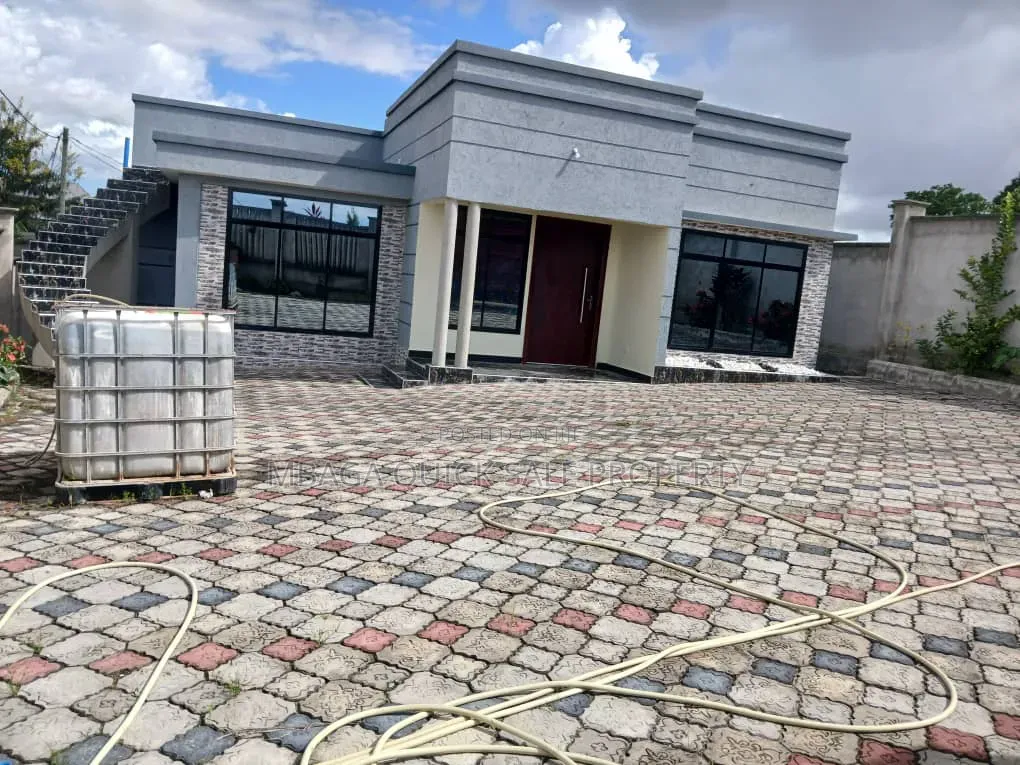 3bdrm Apartment in Kiluvya for sale in Kiluvya