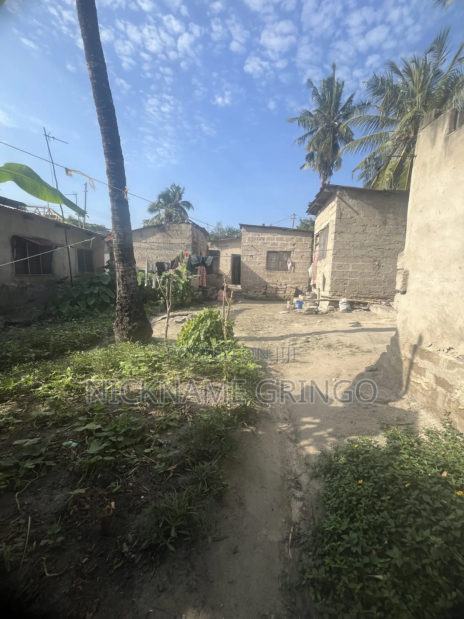 10bdrm House in Mabibo Luhanga for sale in Mabibo