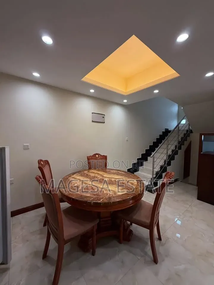 Furnished 3bdrm House in Oyster Bay for rent in Oyster Bay