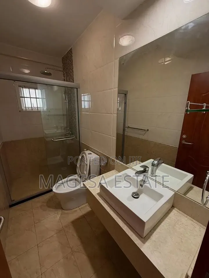 Furnished 3bdrm House in Oyster Bay for rent in Oyster Bay