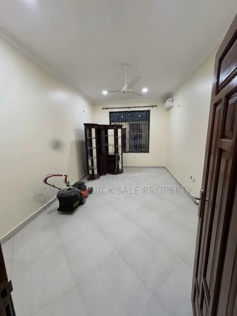 Furnished 6bdrm House in Ununio, Bunju for rent in Bunju