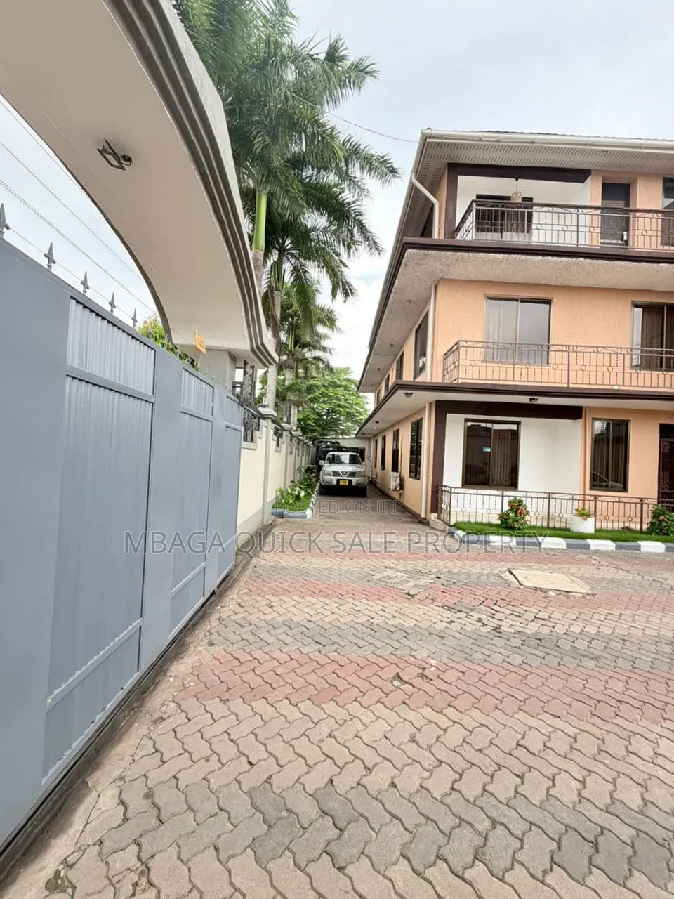 9bdrm Apartment in Kijitonyama for sale in Kijitonyama