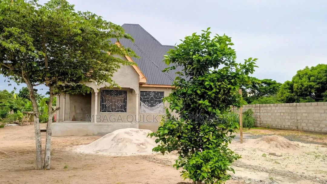 3bdrm House in Mlingoti Magharibi (West) for sale in Mlingoti Magharibi (West)