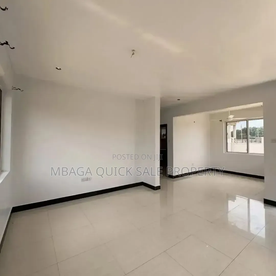 3bdrm House in Goba for sale in Goba