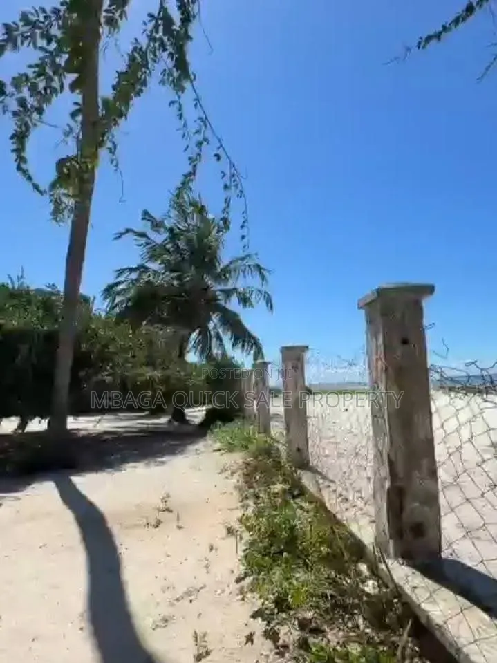Prime Area Plot SQM 5050 for Sale Usd 3,500,000 Located in Kawe Beach in Kawe