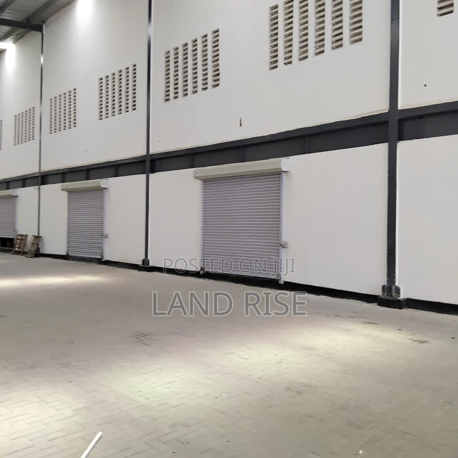 A 280 SQM Warehouse for Rent in Vingunguti