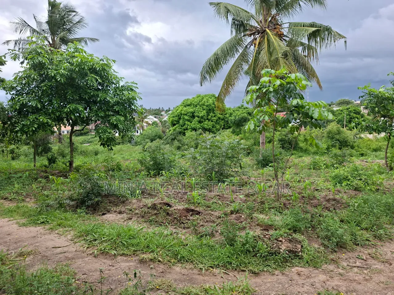 Kiwanja Kikubwa Kinauzwa Madale Kisauke in Kinondoni