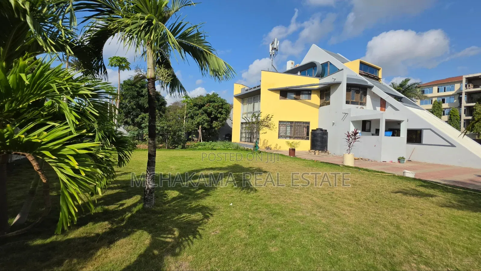 4bdrm Block of Flats in Mchakama Real Estate, Mbezi Beach for sale in Mbezi Beach