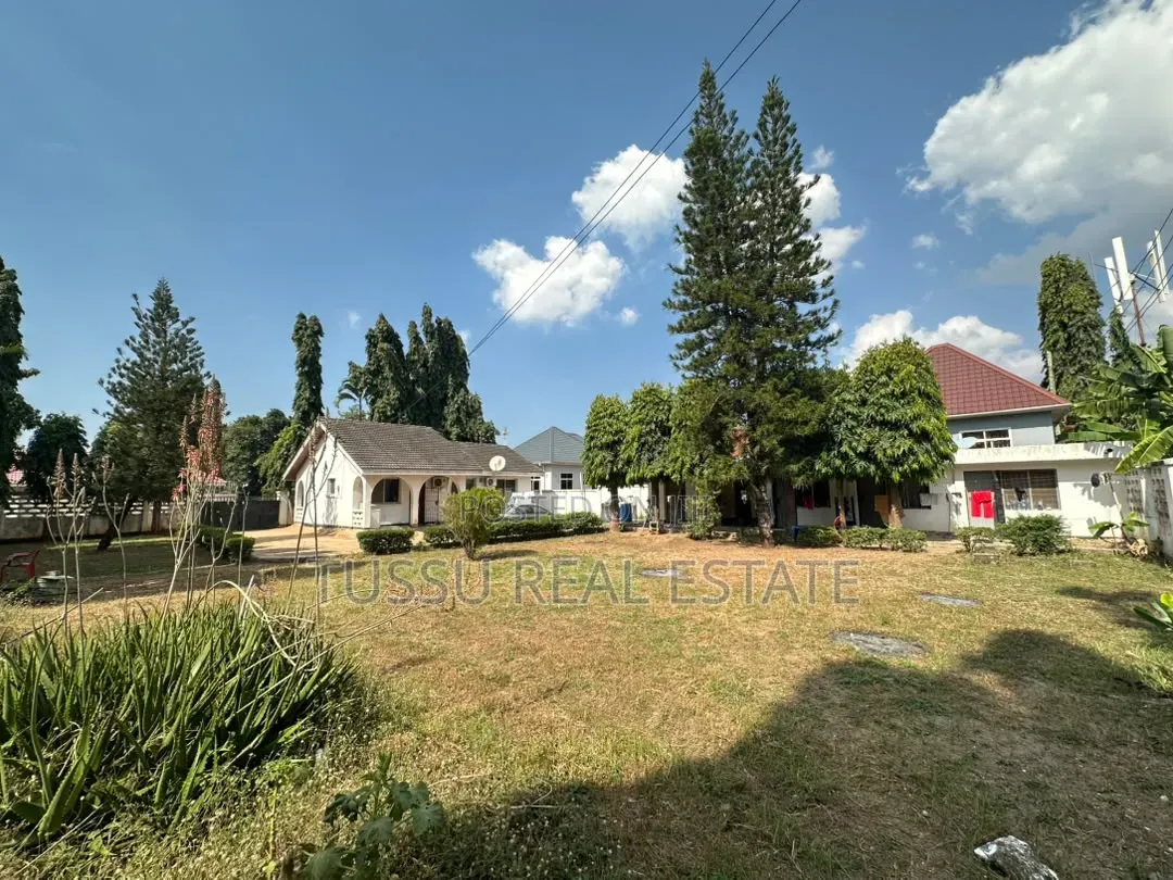 3bdrm House in Mbezibeach Makonde, Kinondoni for sale in Kinondoni