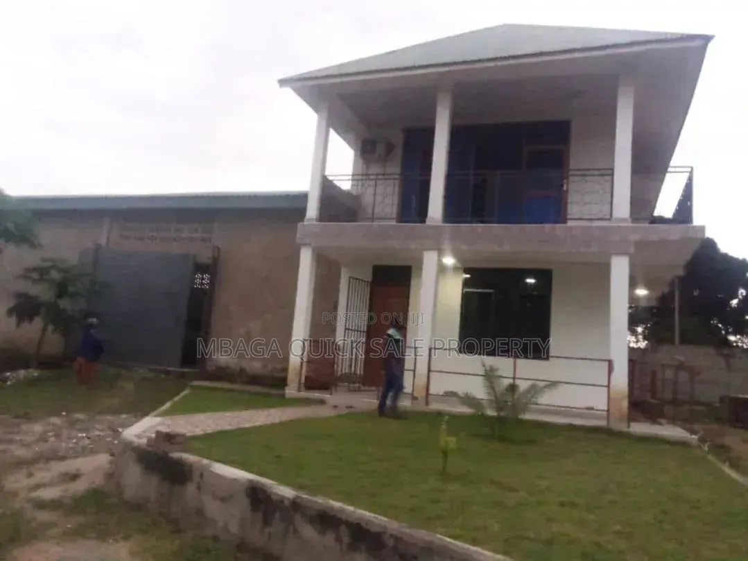 Godown , Office, Apartment for Rent Located in Kibaha Miembe 7 in Visiga