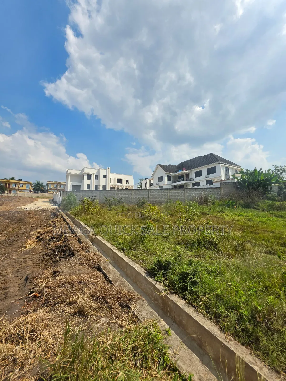 Plot Area SQM 950 for Sale TSH 120,000,000ml Located in Madale Kontena in Goba