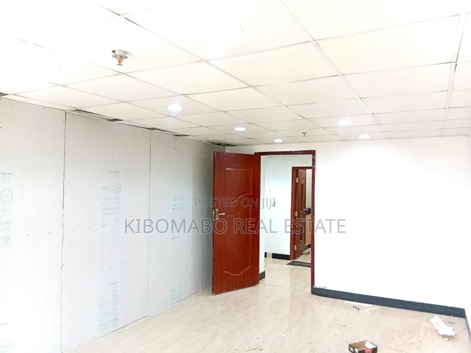 30 - 65 SQM Office Rental Downtown - Posta || Kisutu || CBD in Kisutu