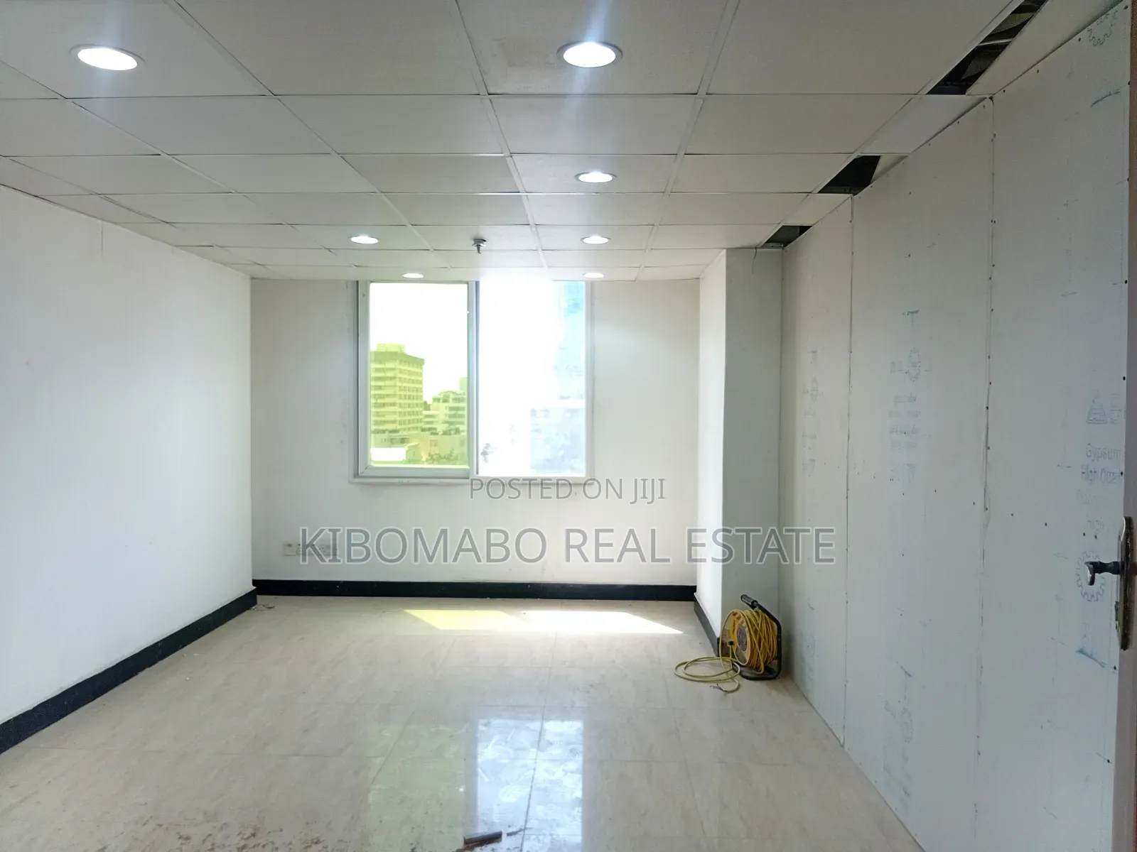 30 - 65 SQM Office Rental Downtown - Posta || Kisutu || CBD in Kisutu