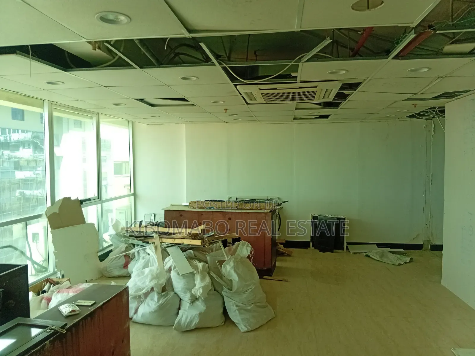 40 - 65 SQM Office Space Rental - Samora Avenue || CBD || Kisutu in Kisutu