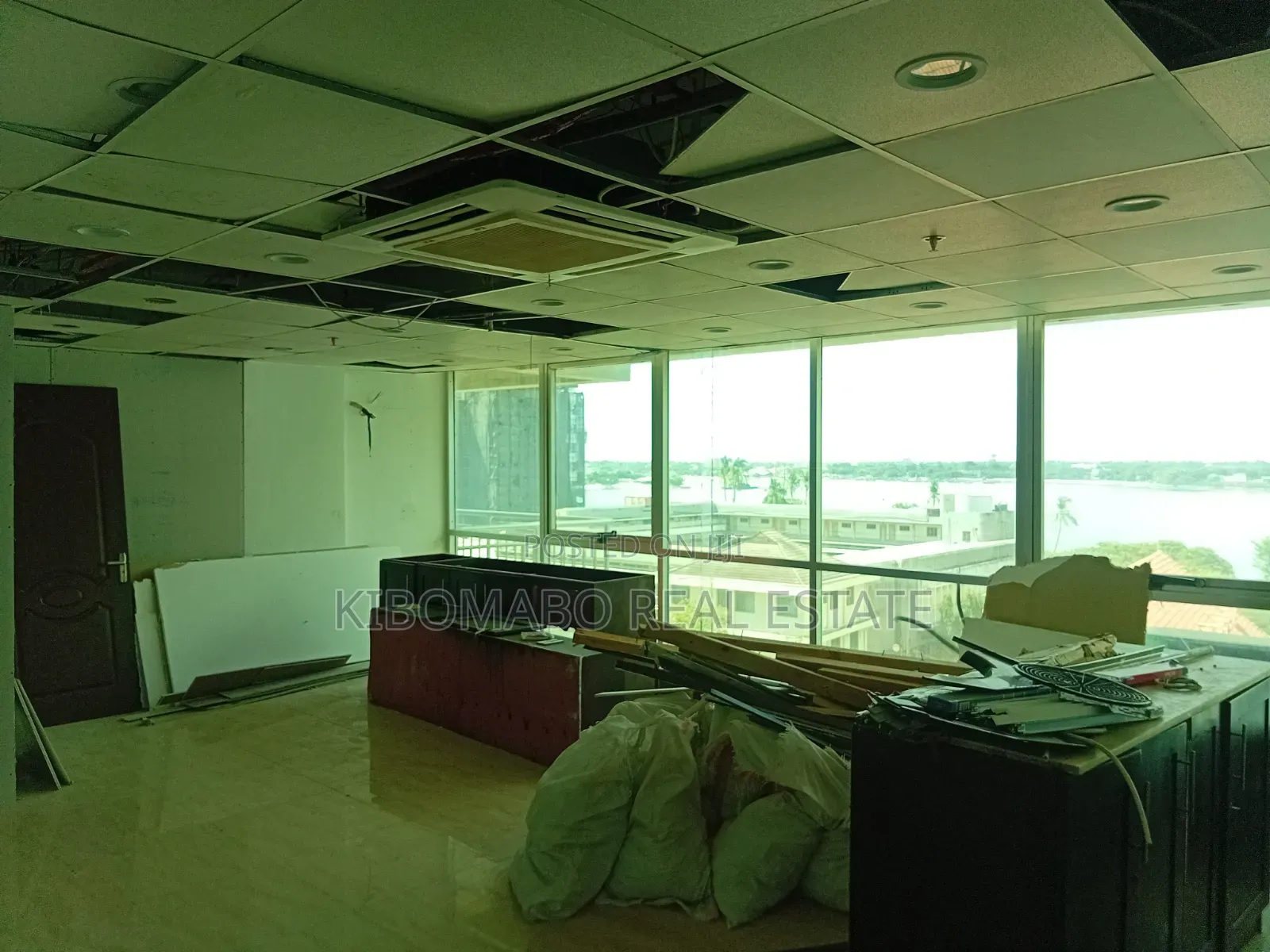 40 - 65 SQM Office Space Rental - Samora Avenue || CBD || Kisutu in Kisutu