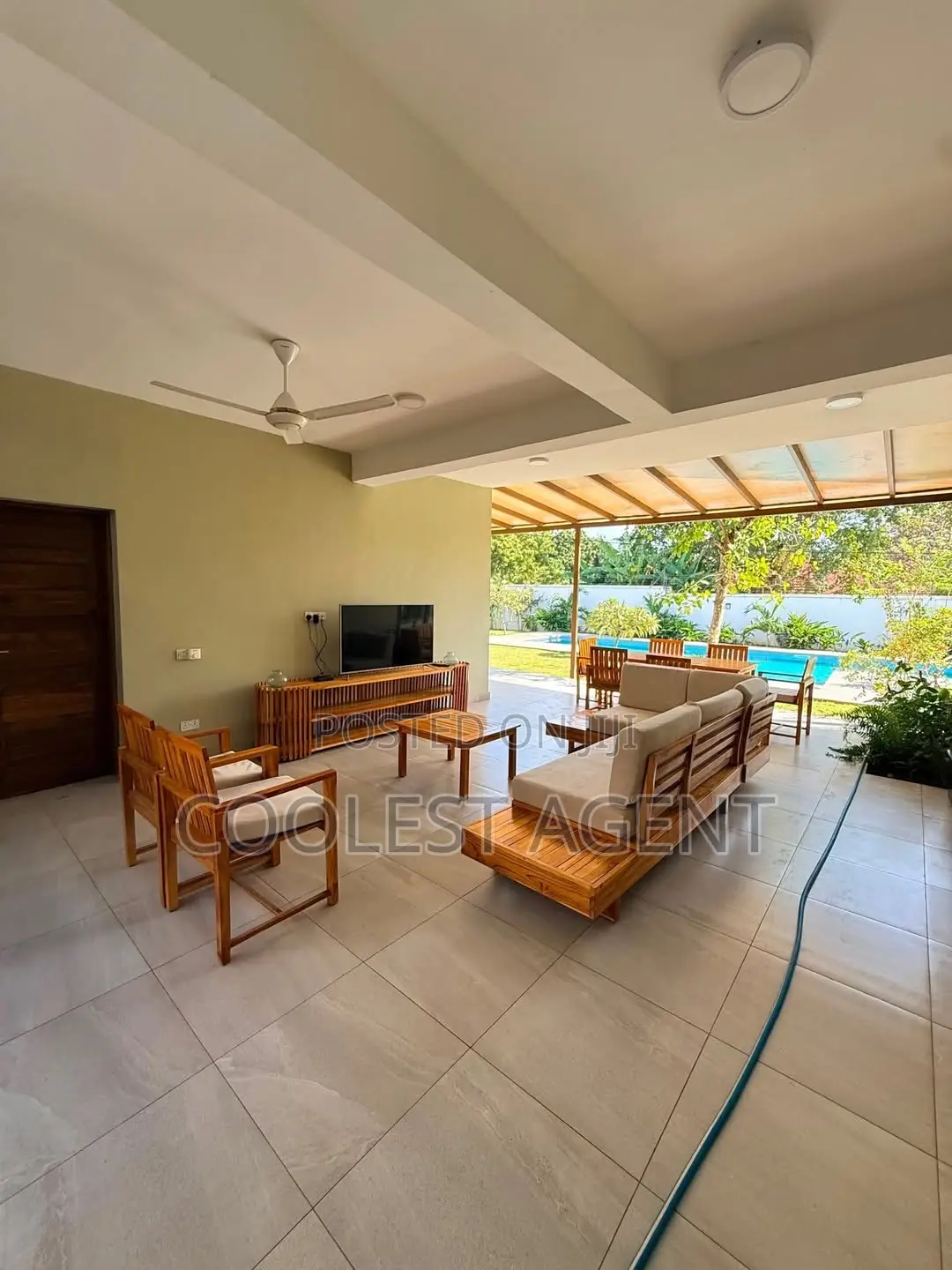 Furnished 1bdrm Apartment in Coolest Estate, Oyster Bay for rent in Oyster Bay