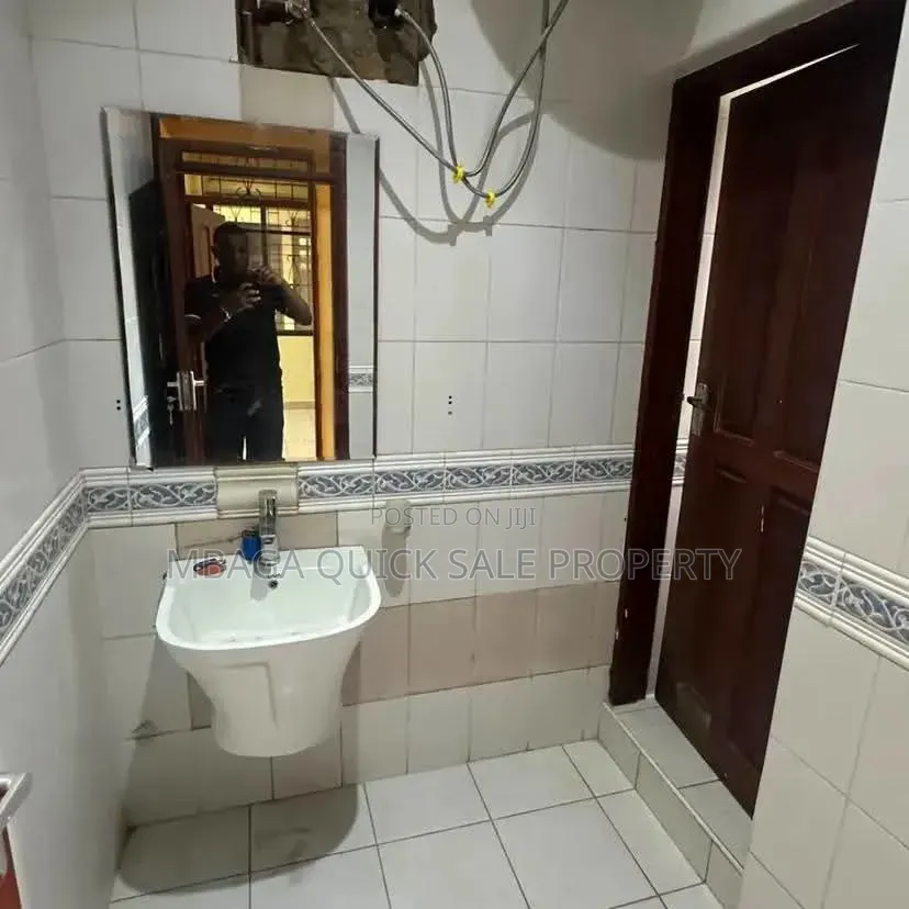 5bdrm House in Kawe for rent in Kawe