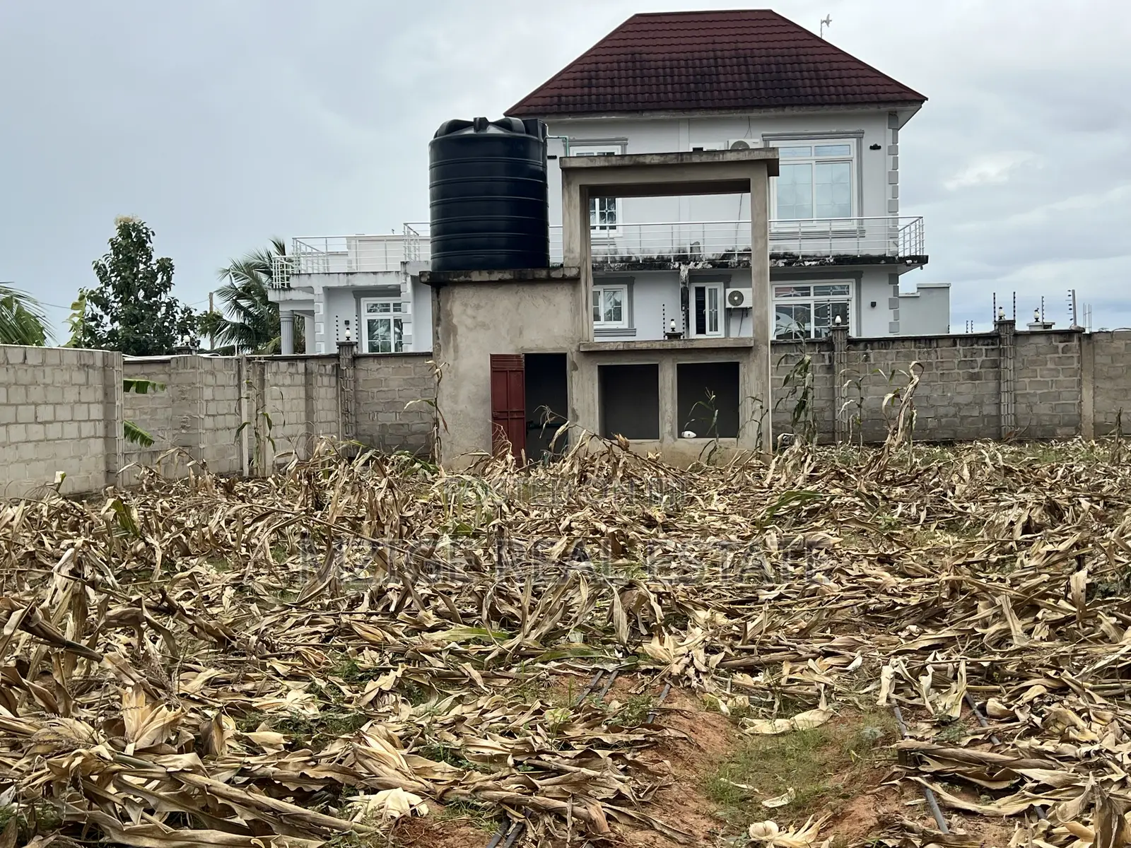 Eneo La Ekari Moja Linazuwa Kigamboni, Kibada Shangwe in Kigamboni
