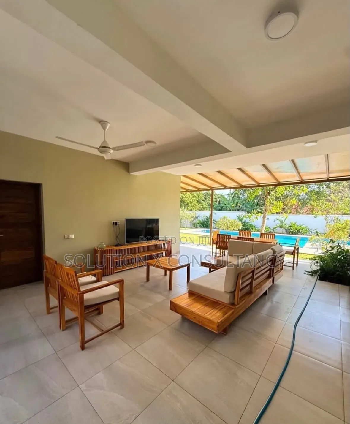 Furnished 1bdrm Apartment in Oyster Bay for rent in Oyster Bay
